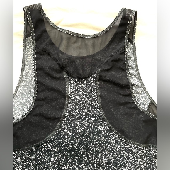 Lululemon Sculpt Women’s Sz 8 Black White Running Gym Workout Athletic Tank Top - Picture 7 of 7